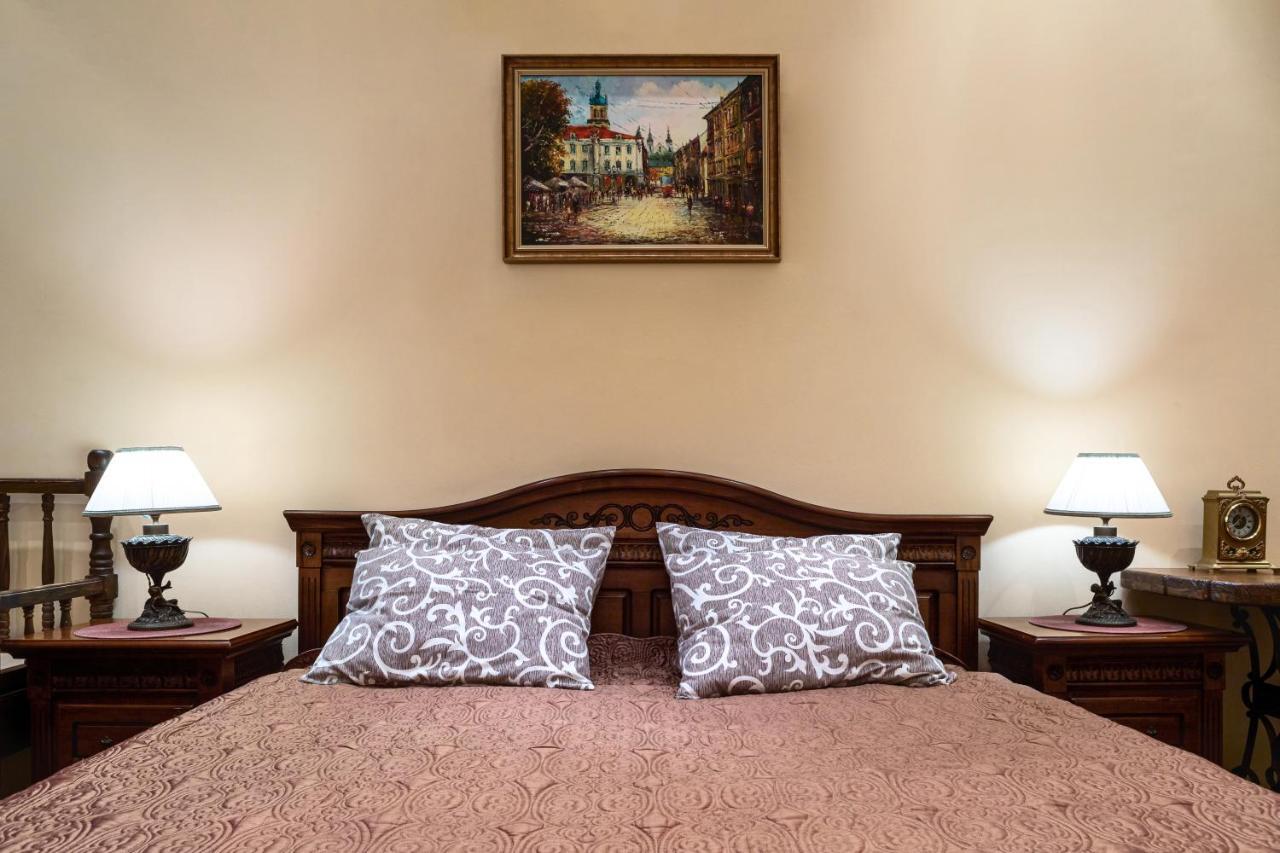 Bed & Breakfast In Downtown Lvov Exteriér fotografie