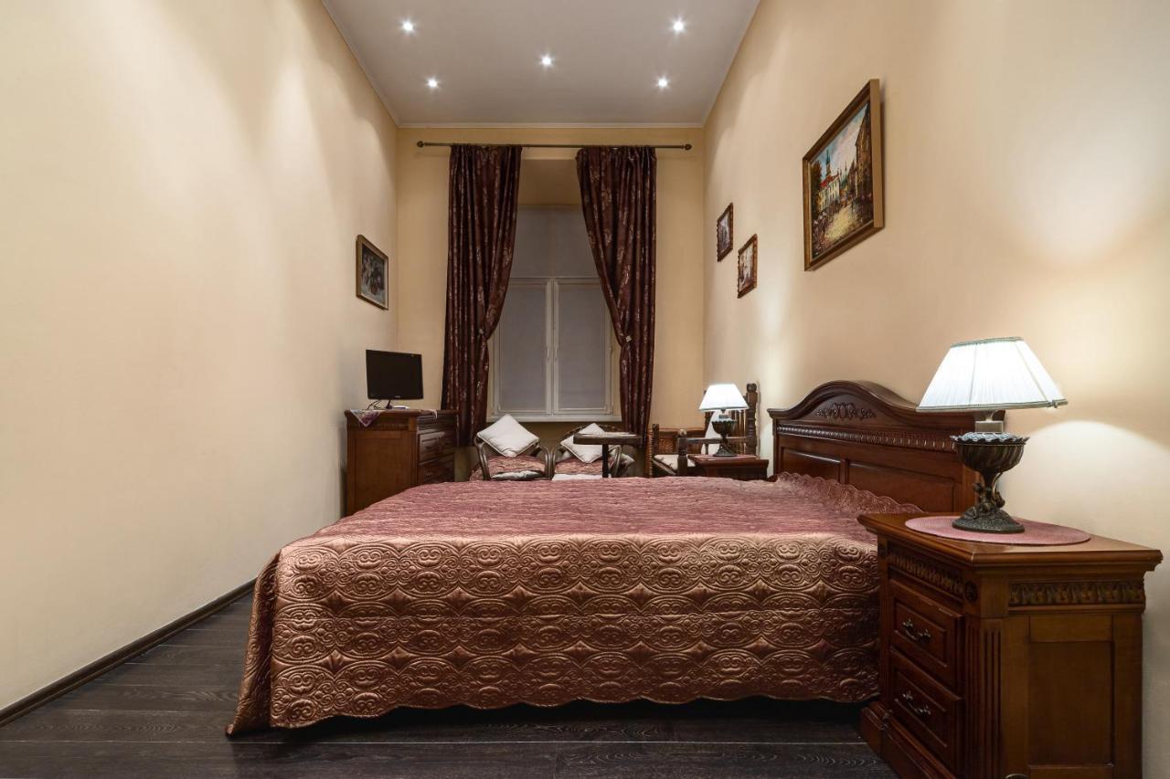 Bed & Breakfast In Downtown Lvov Exteriér fotografie